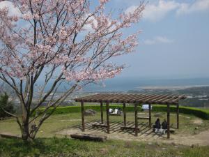 小城展望公園からの眺めと桜