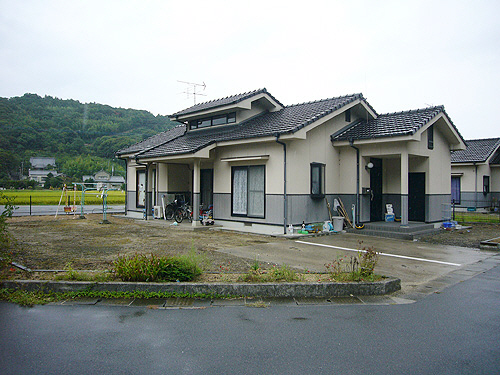 花開団地外観写真