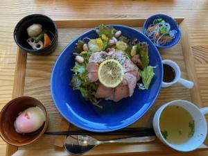 ローストビーフ丼写真