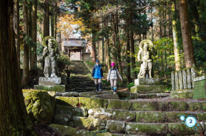 ロングトレイルでは、六郷満山(ろくごうまんざん)寺院を統括する両子寺もめぐる