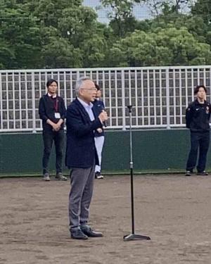 市長があいさつを申し上げています