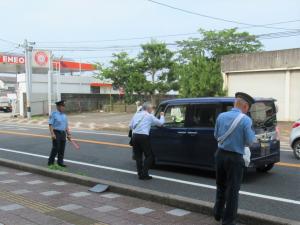 市長が街頭啓発活動を行っています