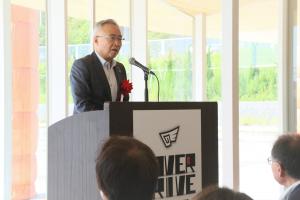 市長があいさつを申し上げています