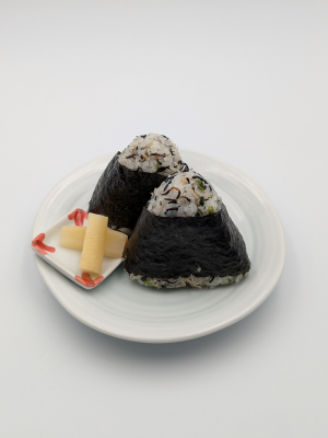 海と山のおにむすび