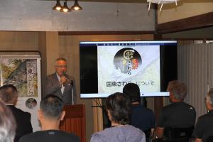 市長があいさつを申し上げています