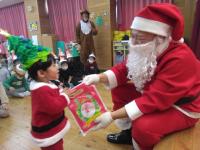 ばら組園児とサンタさんのふれあい