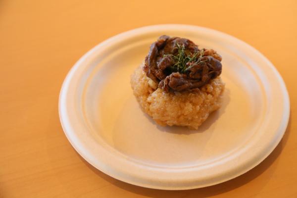 大分県特産×おにむすび  『豊後牛の肉巻きおにむすび』