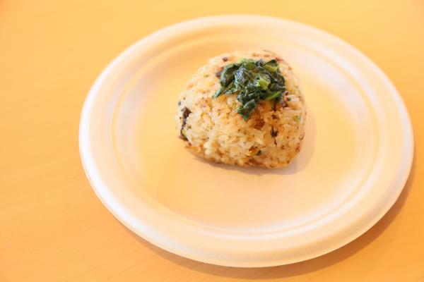 高齢者向け健康×おにむすび  『サバ味噌おにむすび』