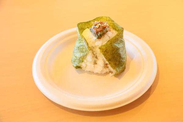 3.国東特産×おにむすび  『しし唐味噌おにむすび』