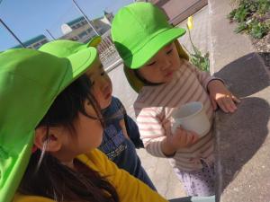 ばら組の2歳児たち