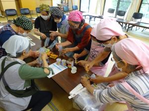 食生活改善推進員の活動例 サロンでの再外食普及啓発