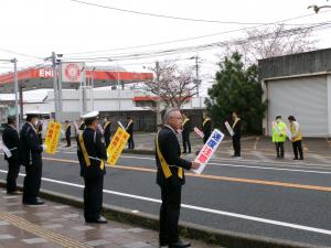 市長が交通安全街頭啓発活動をしています
