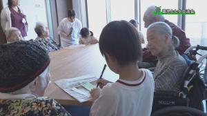 園児と高齢者の七夕交流会