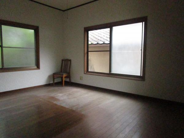 離れ　部屋2