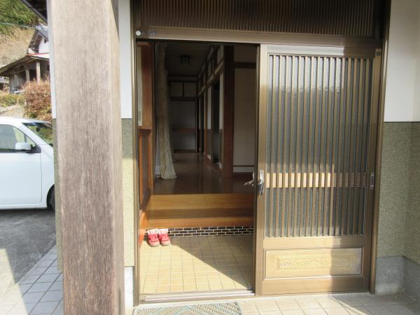 外観（玄関）