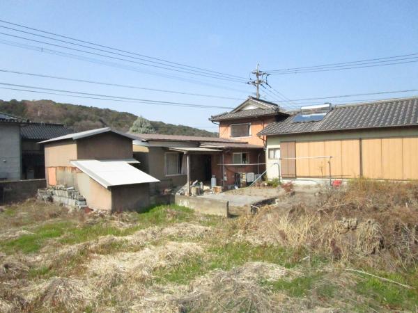 母屋裏側